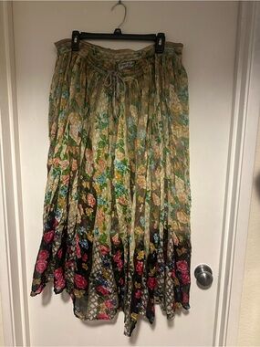 Boho Floral broomstick  Maxi Skirt  Brand - Silver Springs Multicolor one size